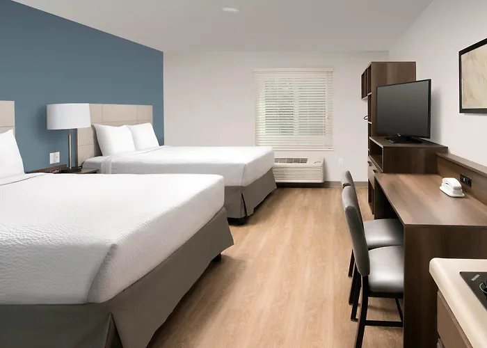 Woodspring Suites Broken Arrow 4*