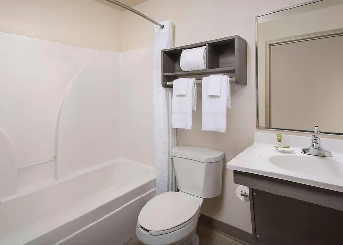 Woodspring Suites Broken Arrow