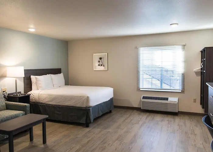 Woodspring Suites Broken Arrow